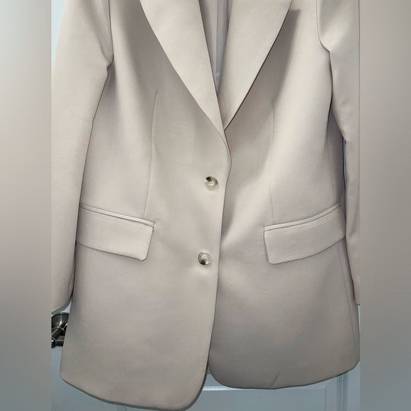 Walter Baker ‘Kira’ Oversized Blazer | Bone | Medium - Picture 2 of 16